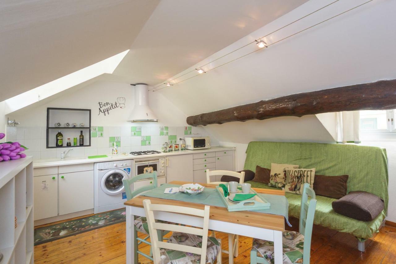 Appartement Mansarda Sotto Le Stelle à Gênes Extérieur photo