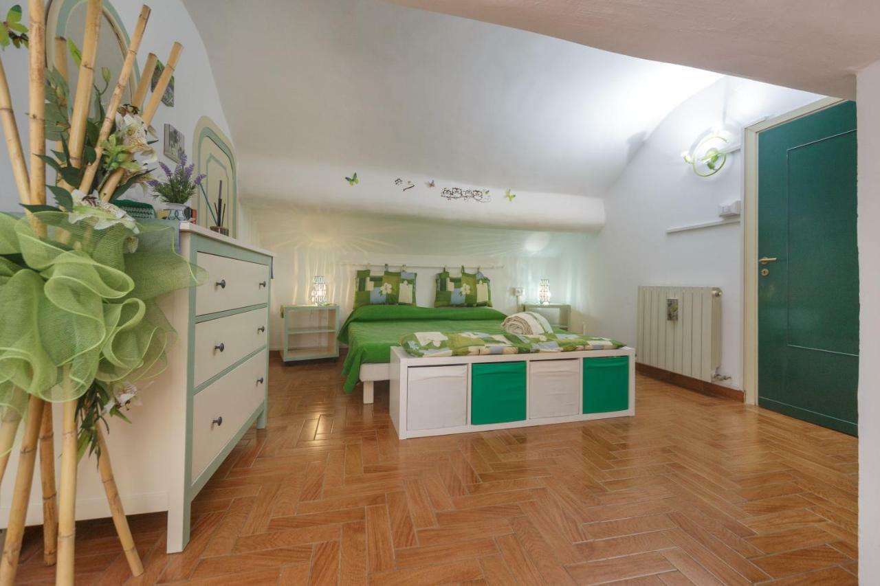 Appartement Mansarda Sotto Le Stelle à Gênes Extérieur photo