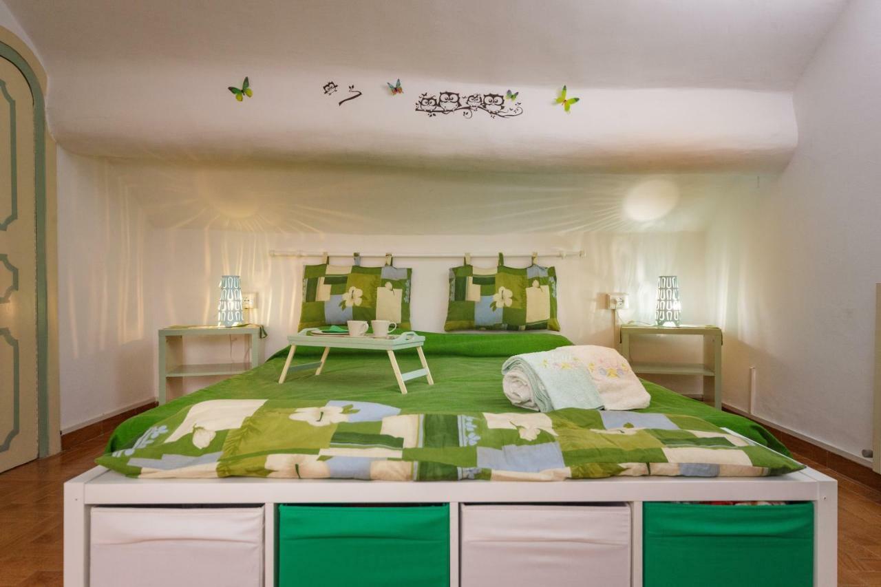 Appartement Mansarda Sotto Le Stelle à Gênes Extérieur photo